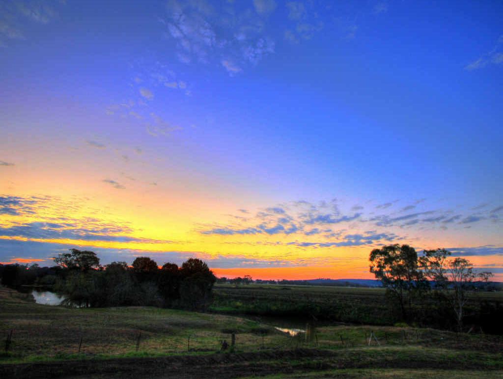 Friday’s sunset by the Condamine River. Friday’s sunset by the Condamine River.